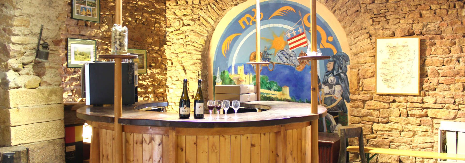 Domaine Chateau de Montmelas - Rue des Vignerons