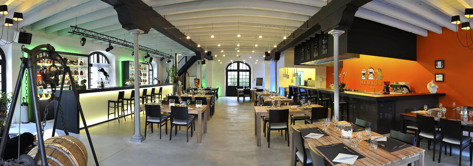 Meukow Cognac - Rue des Vignerons