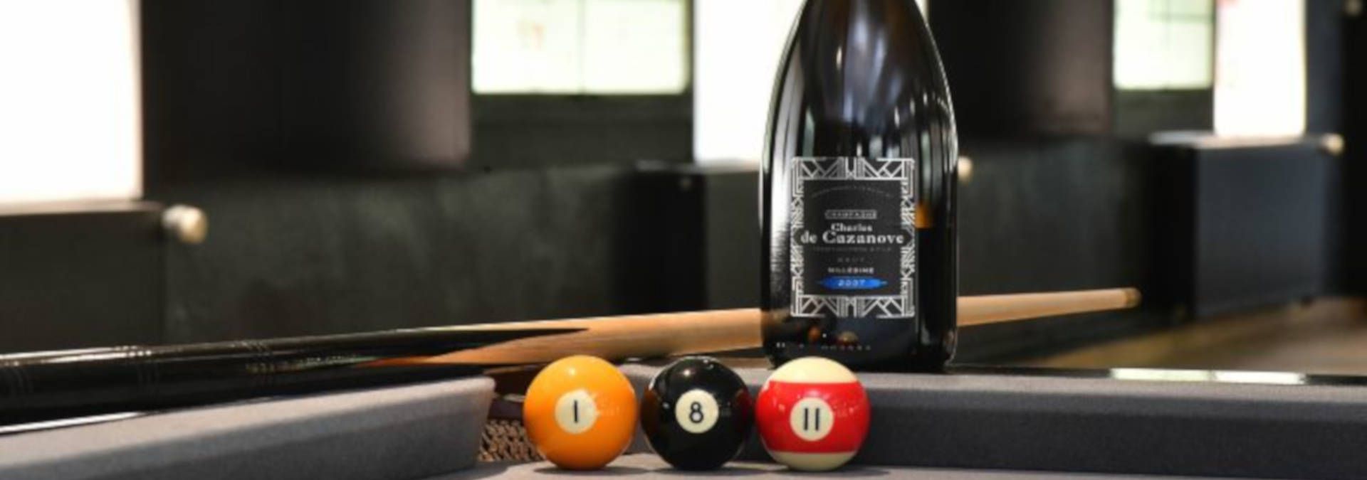 Champagne Charles de Cazanove - Rue des Vignerons