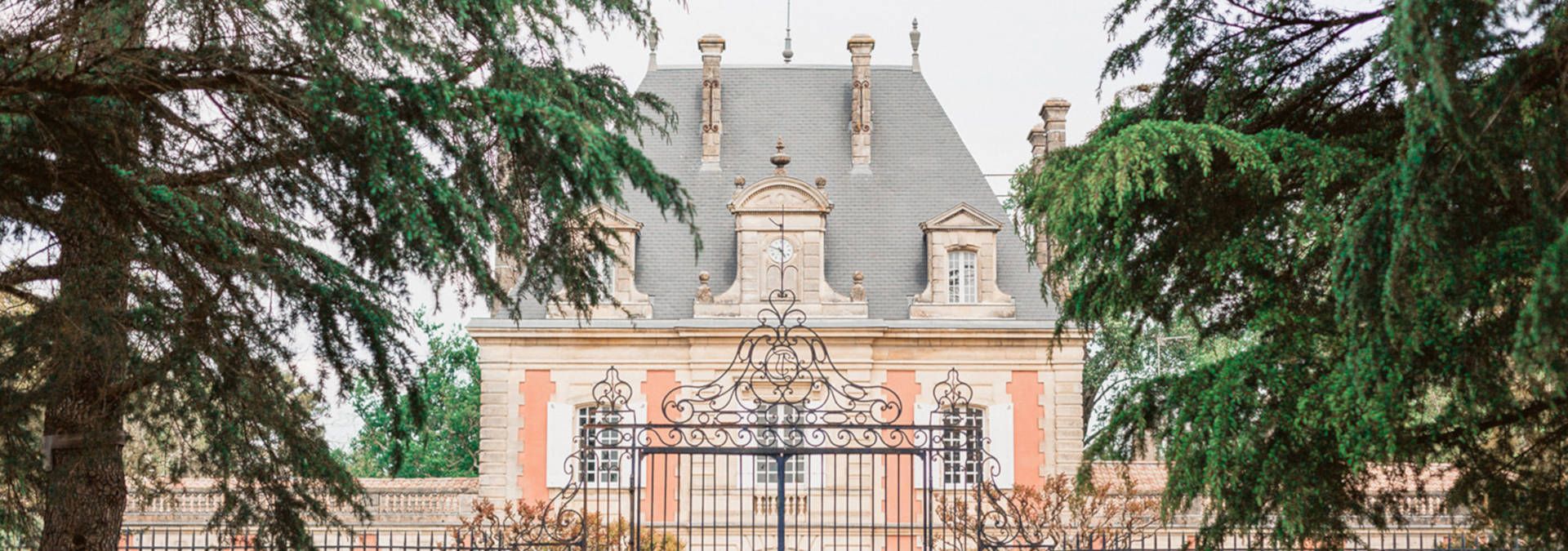 Château Saint-Ahon - Rue des Vignerons