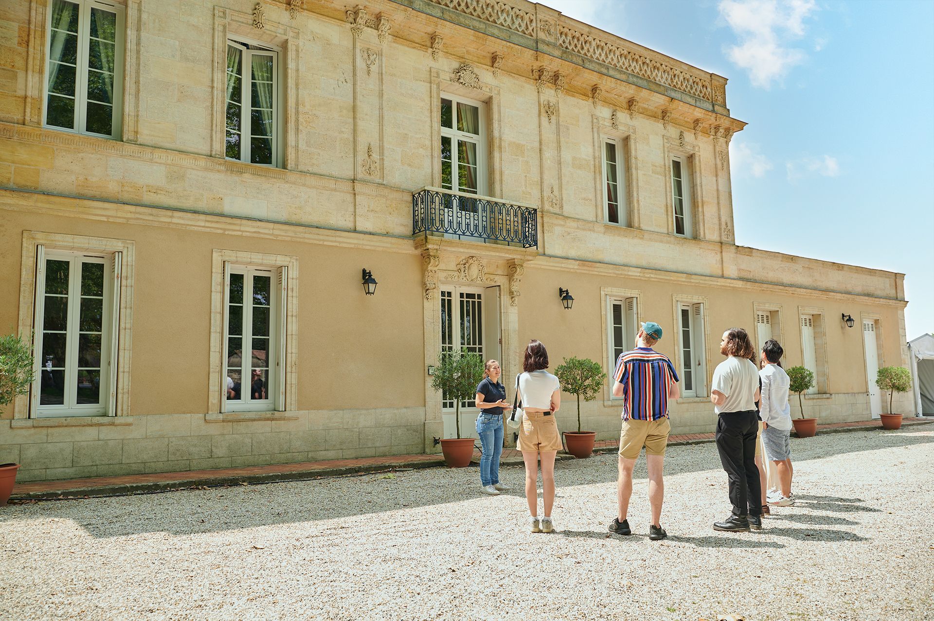 Château Haut-Breton Larigaudière - Rue des Vignerons