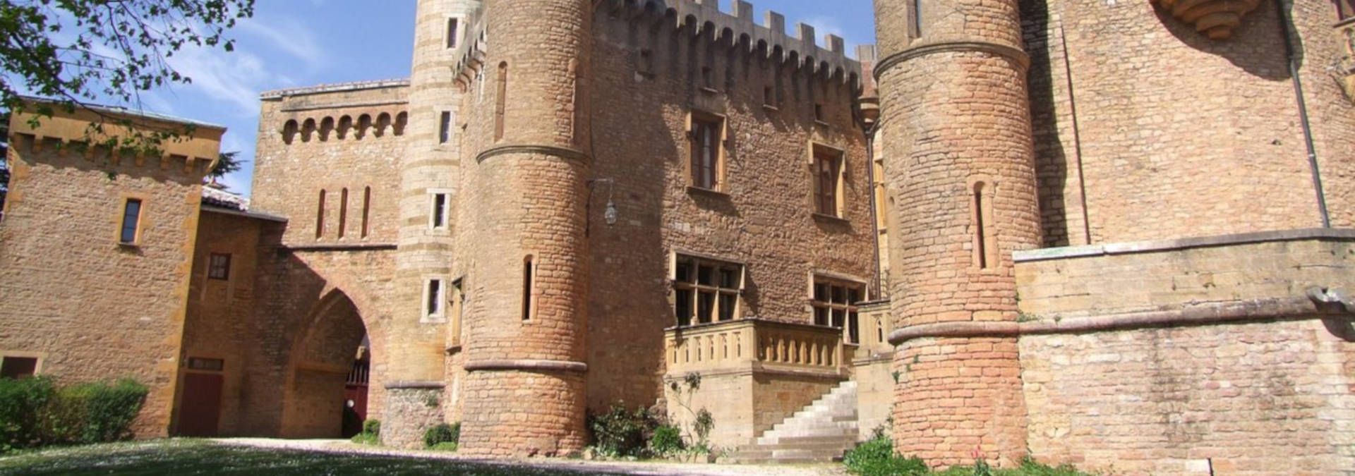 Domaine Chateau de Montmelas - Rue des Vignerons