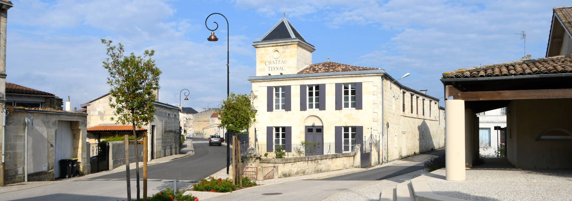 Château Teynac - Rue des Vignerons