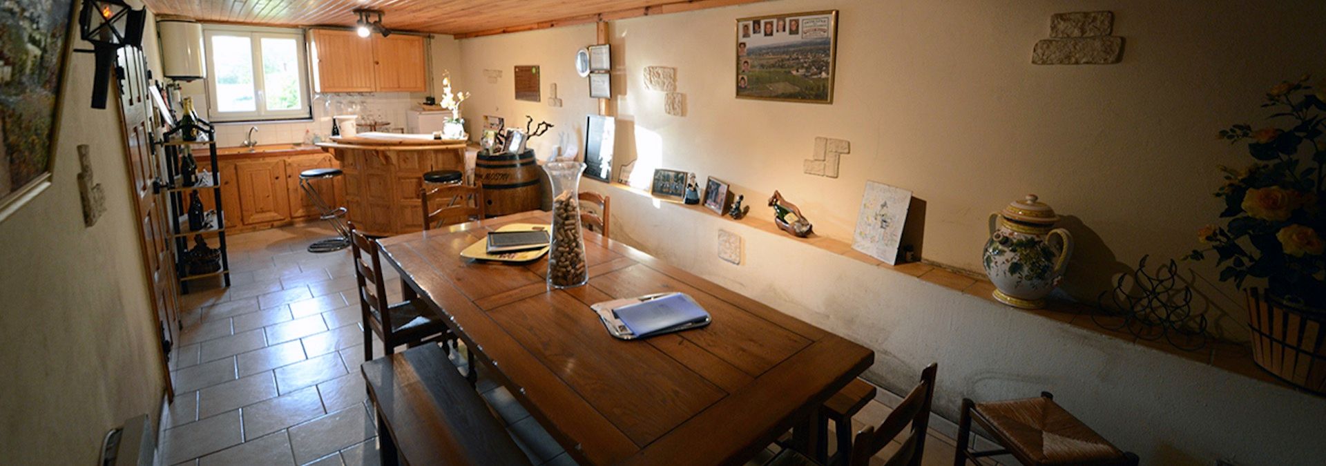 Domaine Mosny - Rue des Vignerons