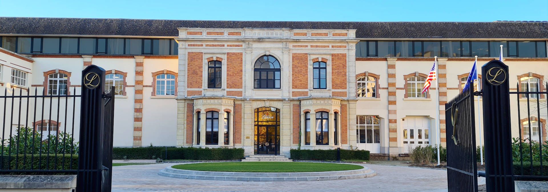 Champagne Lanson - Rue des Vignerons