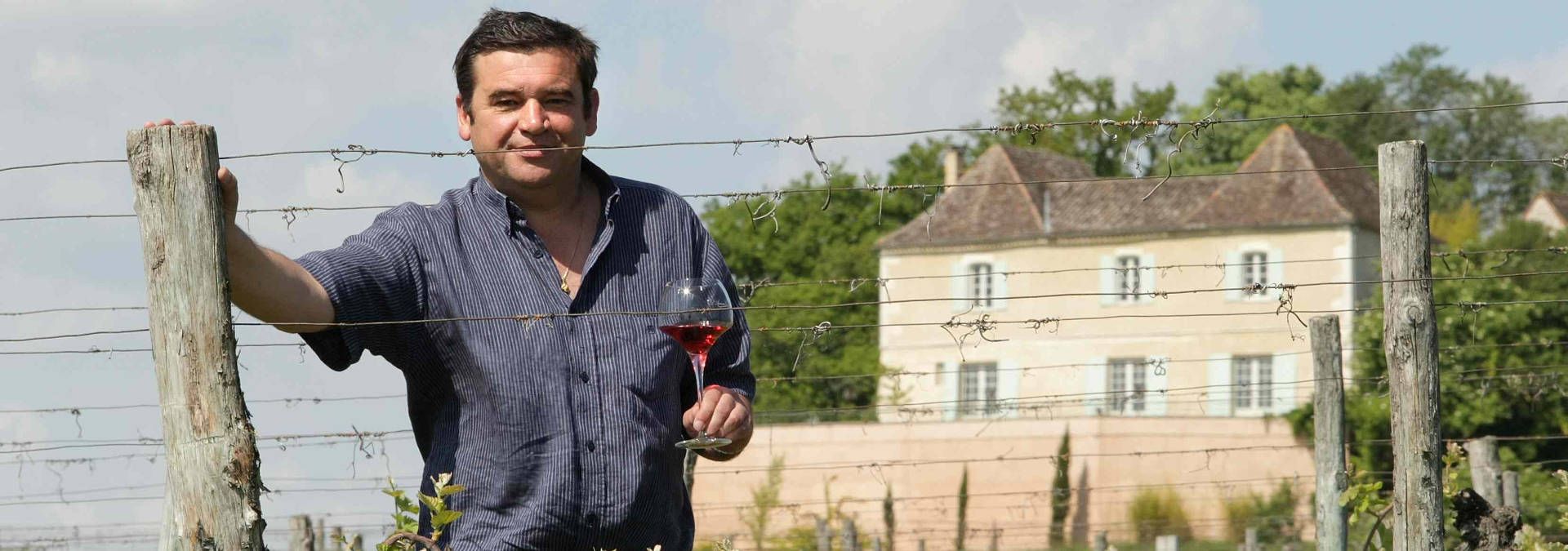 Domaine de l'Ancienne Cure - Rue des Vignerons