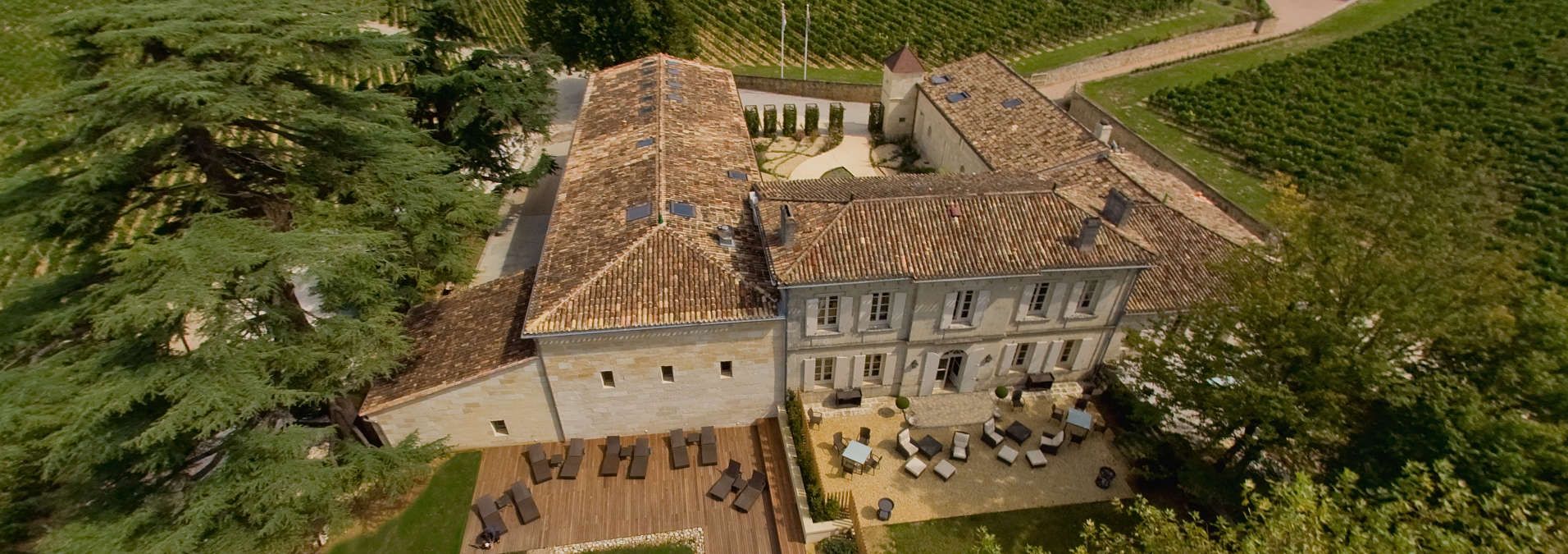 Château Franc Mayne - Rue des Vignerons
