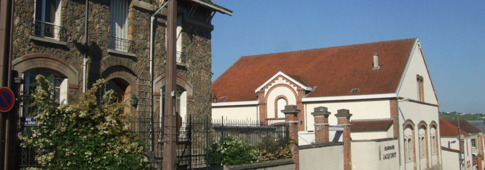 Champagne Jacquinot et Fils - Rue des Vignerons