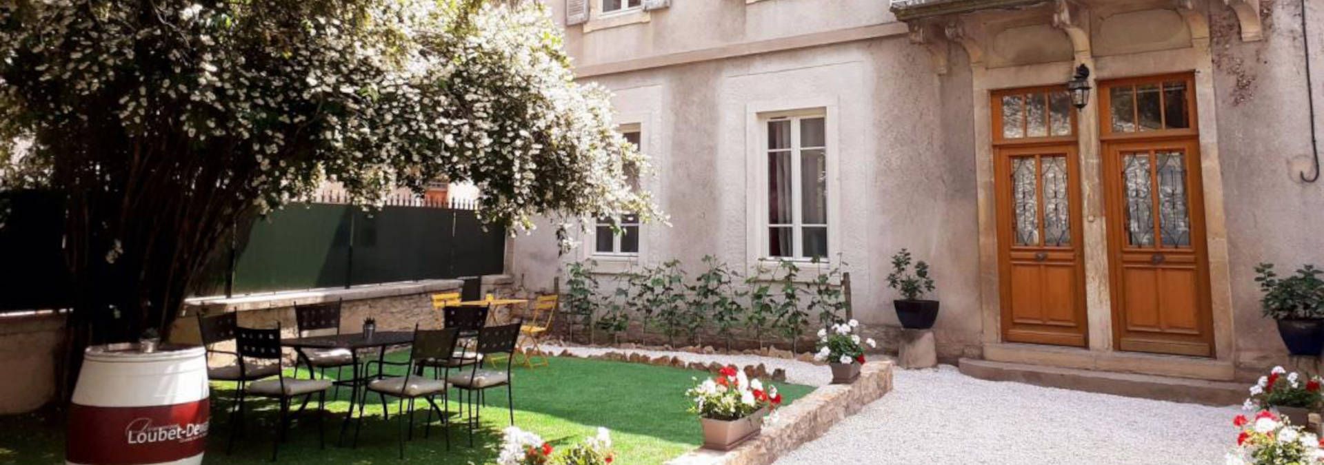Domaine Loubet-Dewailly, Rue des Vignerons