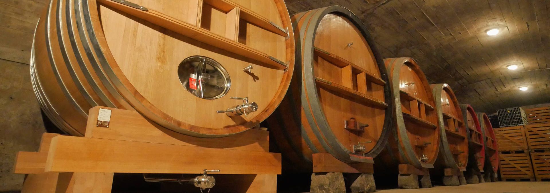 Domaine Les Roches Bleues - Rue des Vignerons