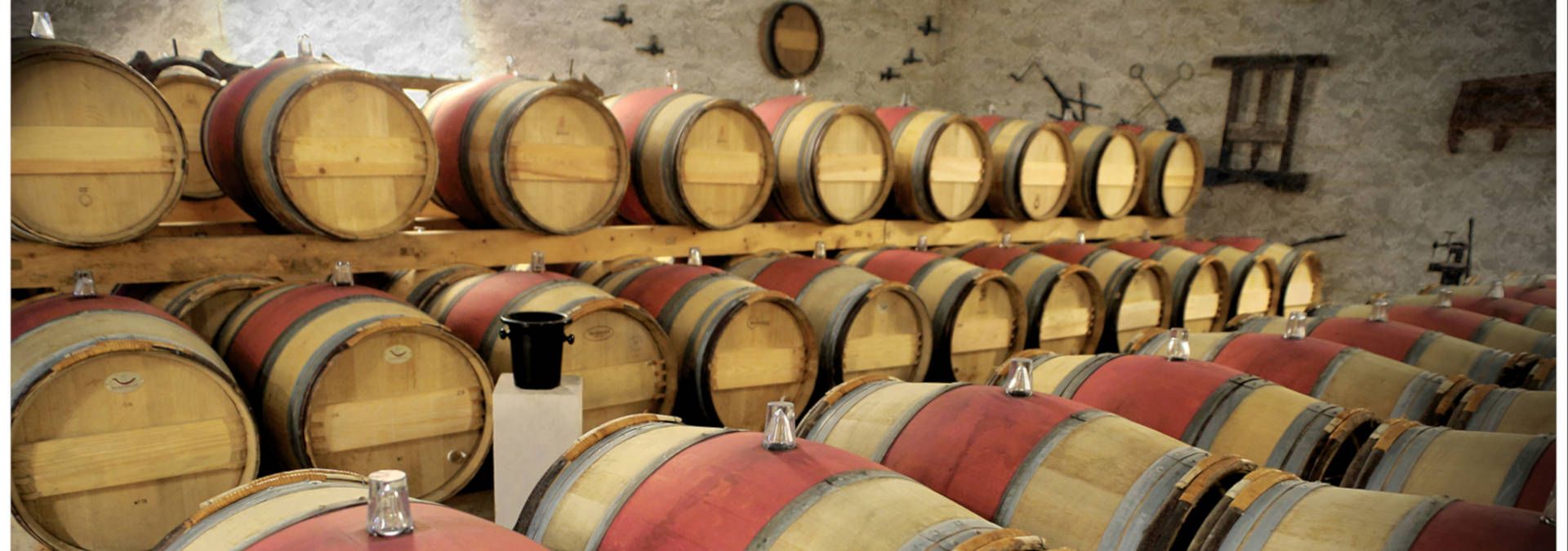 Chateau de Lauga - Rue des Vignerons