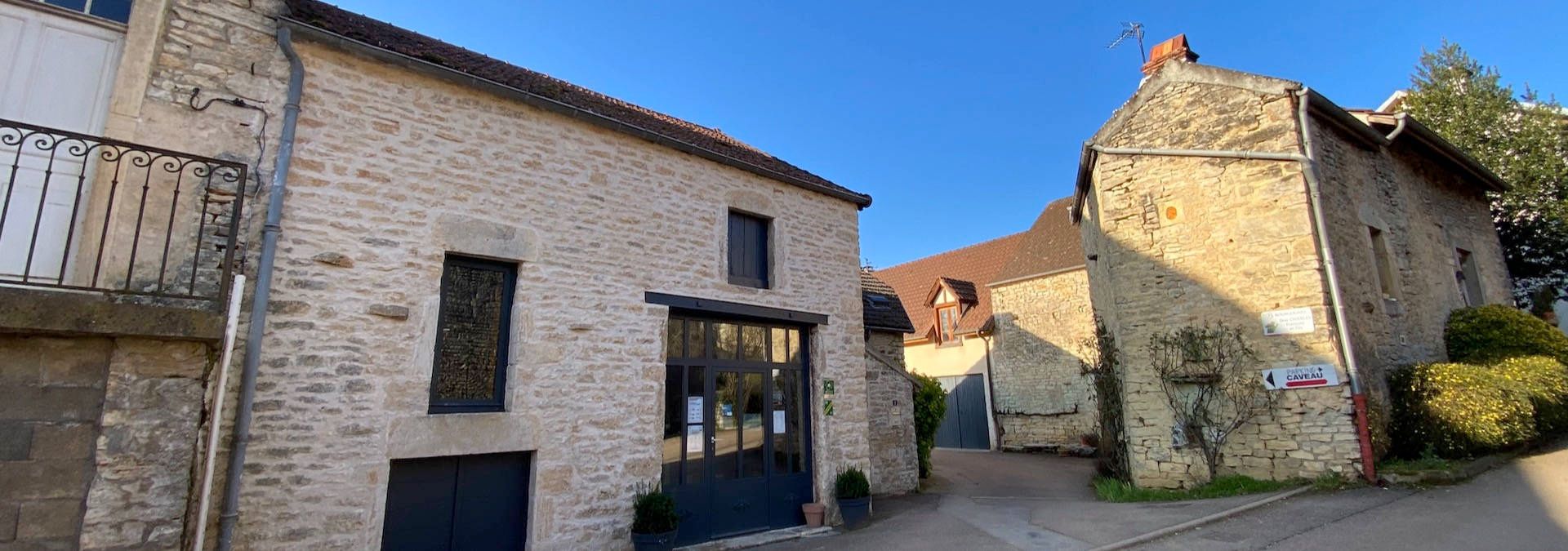 Domaine Charles, Père et Fille, Rue des Vignerons